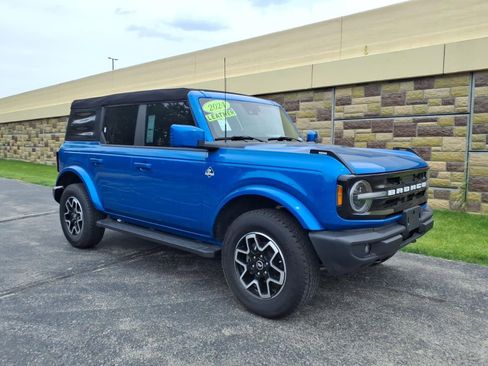 Used 2024 Ford Bronco Outer Banks AWD/4WD image 1