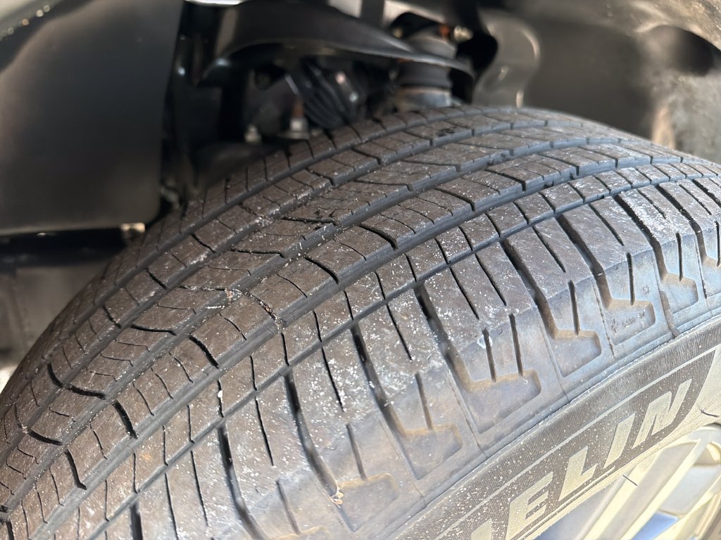Used 2025 Nissan Frontier SV RWD image 10