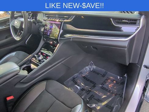 Used 2025 Jeep Grand Cherokee Trailhawk w/ Advanced Protech Group II AWD/4WD image 37