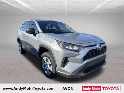 Used 2022 Toyota RAV4 LE AWD/4WD image 1