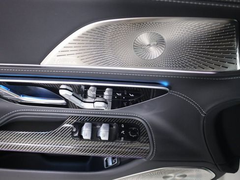 Used 2023 Mercedes-Benz SL 55 AMG 4MATIC image 14