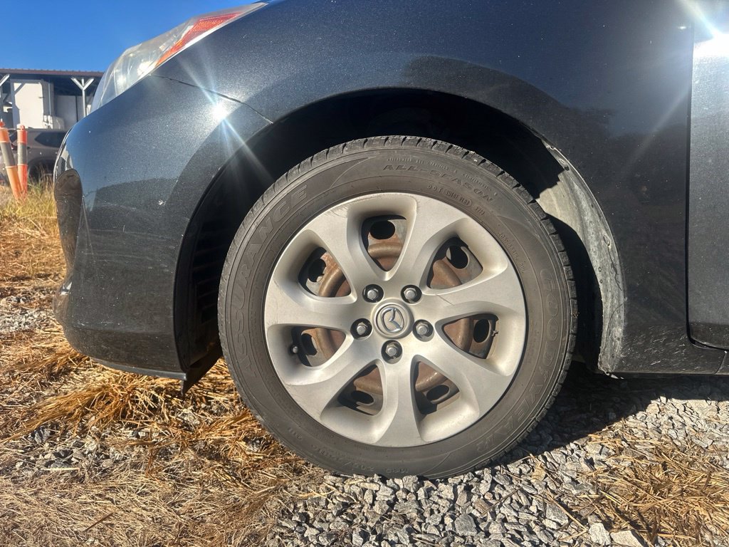 Used 2013 MAZDA MAZDA3 i SV FWD image 18