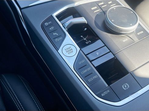 Used 2024 BMW 230i Coupe image 43