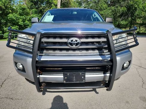 Used 2012 Toyota Sequoia SR5 w/ Premium Pkg RWD image 2