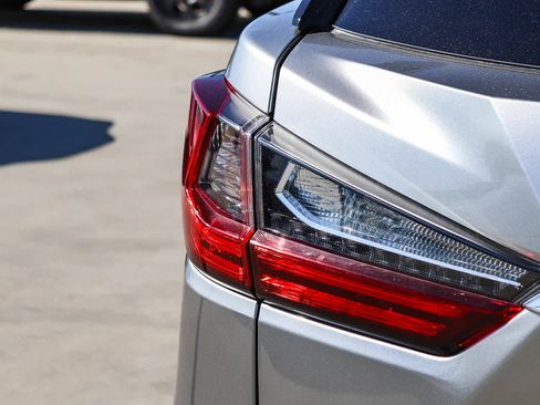 Used 2020 Lexus RX 350L FWD w/ Premium Package image 13