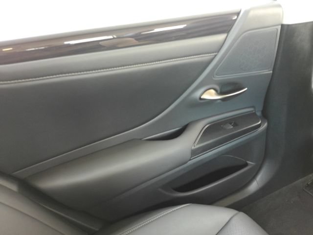 Used 2020 Lexus ES 350 w/ Premium Package FWD image 29