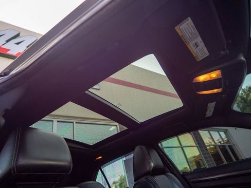 Used 2014 Chrysler 300 S RWD image 26