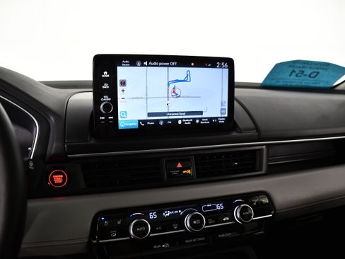 Certified 2025 Honda Pilot Elite image 26