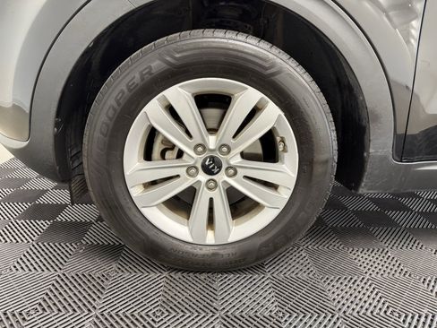 Used 2018 Kia Sportage LX image 21