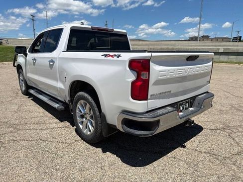 Used 2020 Chevrolet Silverado 1500 LTZ w/ LTZ Premium Package AWD/4WD image 4