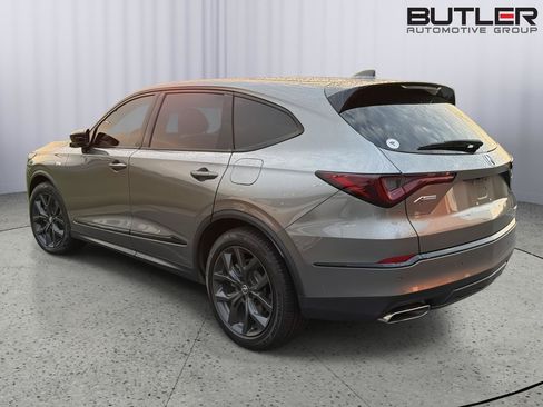 Used 2023 Acura MDX A-Spec AWD/4WD image 10