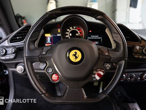 Used 2019 Ferrari 488 GTB RWD image 22