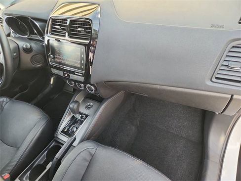 Used 2018 Mitsubishi Outlander Sport SEL image 27