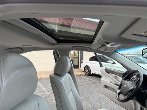 Used 2011 Lexus LS 460 AWD image 13