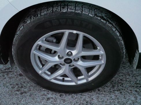 Used 2023 Ford Edge SEL image 15