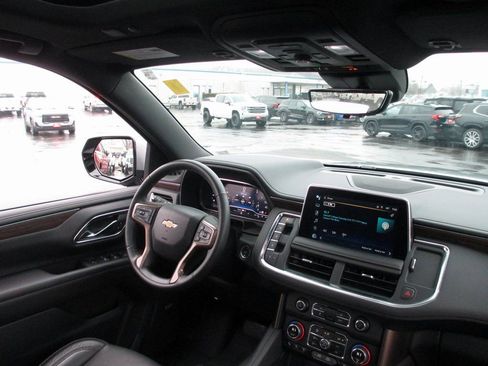 Used 2024 Chevrolet Tahoe High Country AWD/4WD image 30