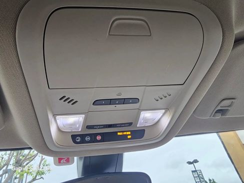 Used 2017 GMC Acadia Denali w/ Technology Package image 27