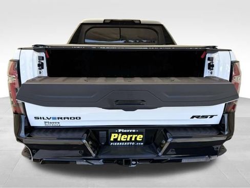 Used 2024 Chevrolet Silverado EV RST AWD/4WD image 4