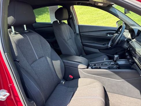 Used 2023 Honda Accord Sport image 13