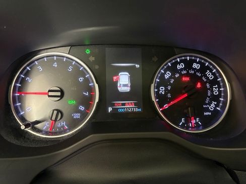Used 2019 Toyota RAV4 XLE FWD image 23