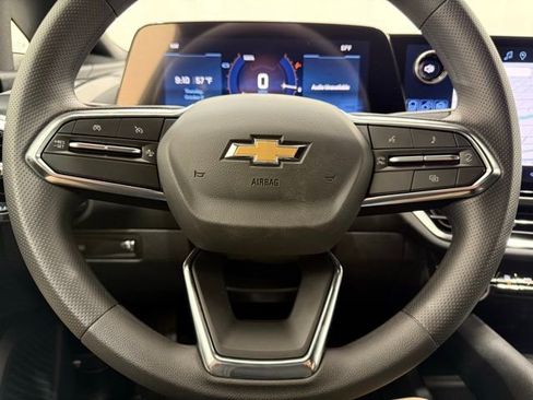 New 2026 Chevrolet Equinox EV LT image 37