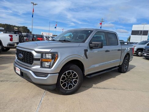 Used 2023 Ford F150 XL w/ STX Appearance Package image 4