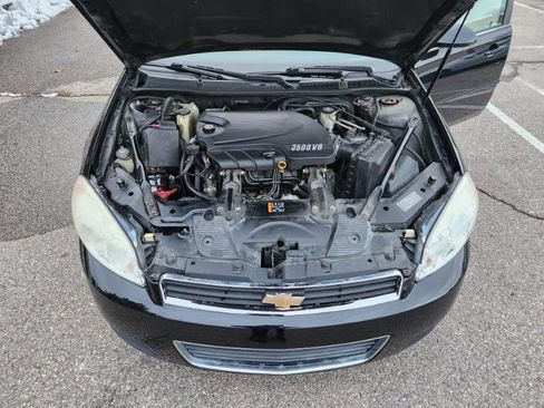 Used 2011 Chevrolet Impala LT image 22