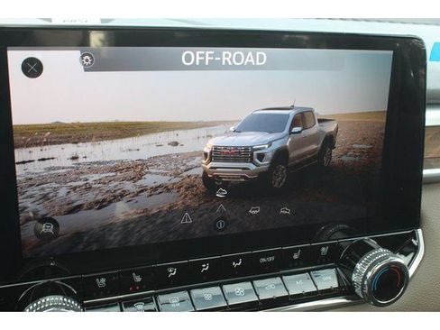 New 2026 GMC Canyon Denali AWD/4WD image 60