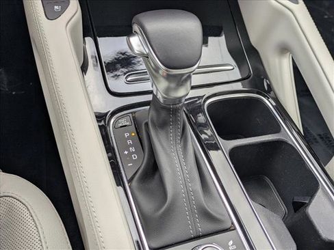 Used 2022 Kia Telluride EX w/ EX Premium Package image 12