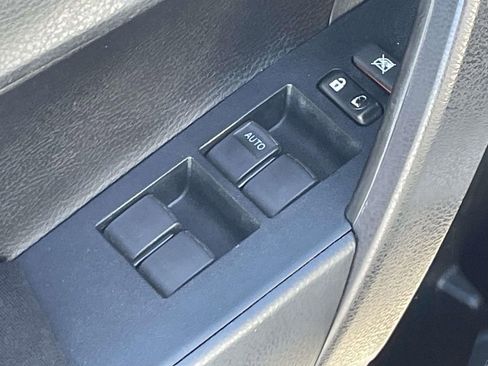 Used 2016 Toyota Corolla L image 13