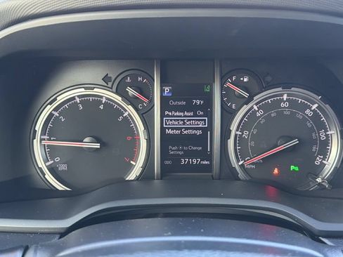 Used 2023 Toyota 4Runner Limited RWD image 18