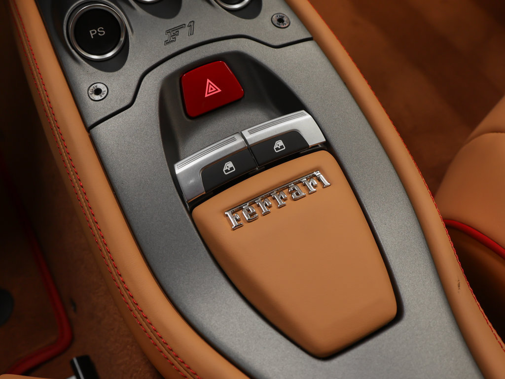 Certified 2013 Ferrari 458 Italia Coupe RWD image 58