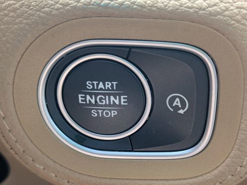 Certified 2025 Mercedes-Benz GLE 350 4MATIC image 17