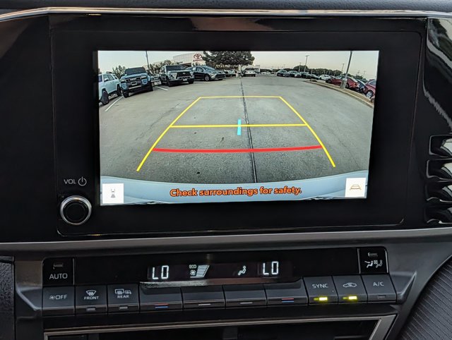 Used 2025 Toyota Camry SE FWD image 18