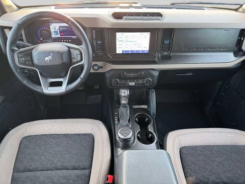 Used 2021 Ford Bronco Wildtrak AWD/4WD image 13