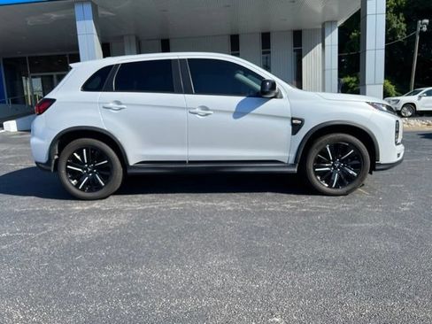 Used 2022 Mitsubishi Outlander Sport FWD image 16