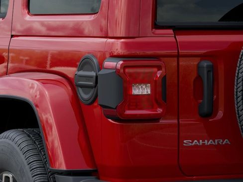 New 2026 Jeep Wrangler Unlimited Sahara AWD/4WD image 10