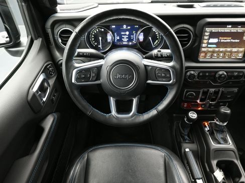 Used 2022 Jeep Wrangler Unlimited Rubicon 4xe w/ Cold Weather Group image 25