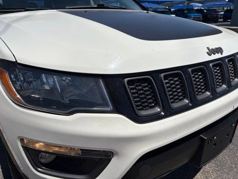 Used 2020 Jeep Compass Trailhawk AWD/4WD image 7