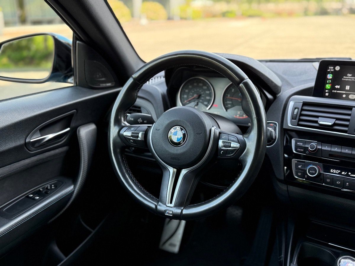 Used 2017 BMW M2 RWD image 17