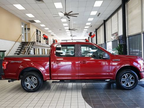 Used 2016 Ford F150 XLT w/ Equipment Group 302A Luxury AWD/4WD image 16