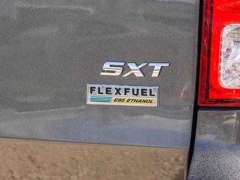 Certified 2019 Dodge Grand Caravan SXT image 11