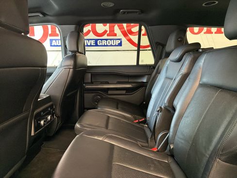 Used 2020 Ford Expedition XLT w/ Equipment Group 202A image 21