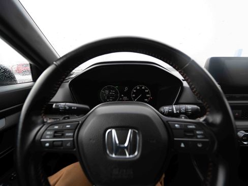 Certified 2025 Honda CR-V Sport image 15