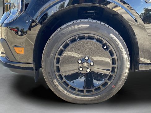 New 2026 Ford Maverick Lobo AWD/4WD image 34
