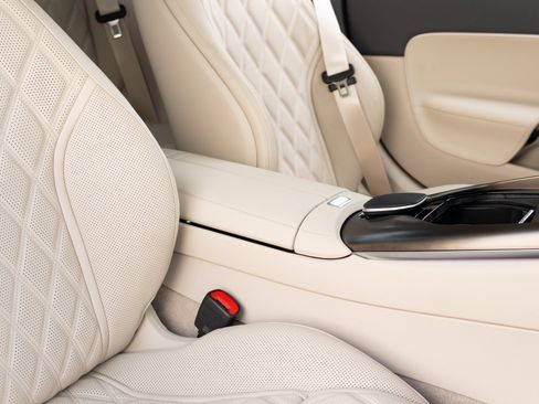 Used 2025 Mercedes-Benz AMG GT 63 image 59