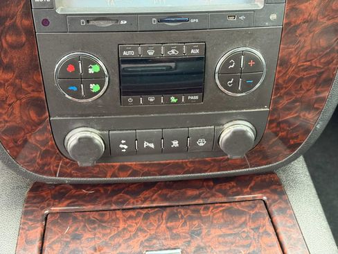 Used 2007 GMC Yukon Denali AWD/4WD image 23
