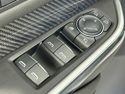 Used 2024 Cadillac XT4 Sport w/ Cold Weather Package image 40