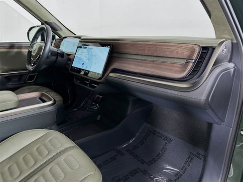 Used 2022 Rivian R1T Launch Edition image 29