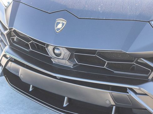 Used 2021 Lamborghini Urus image 6